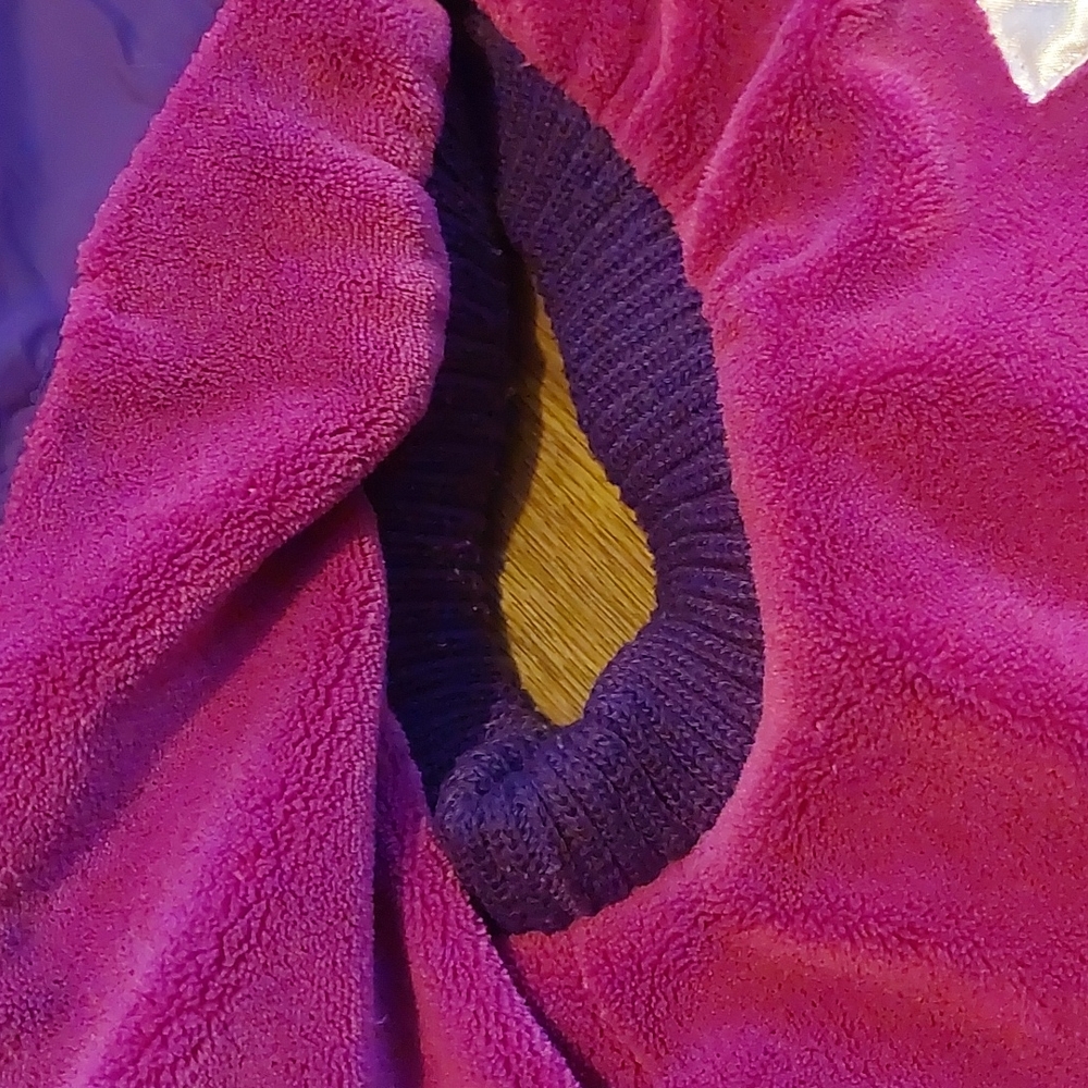 Vest - Picture 8 of 8
